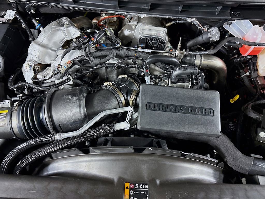 New 2026 GMC Sierra 3500 Denali Ultimate w/ LPO, Black Badging Package image 32