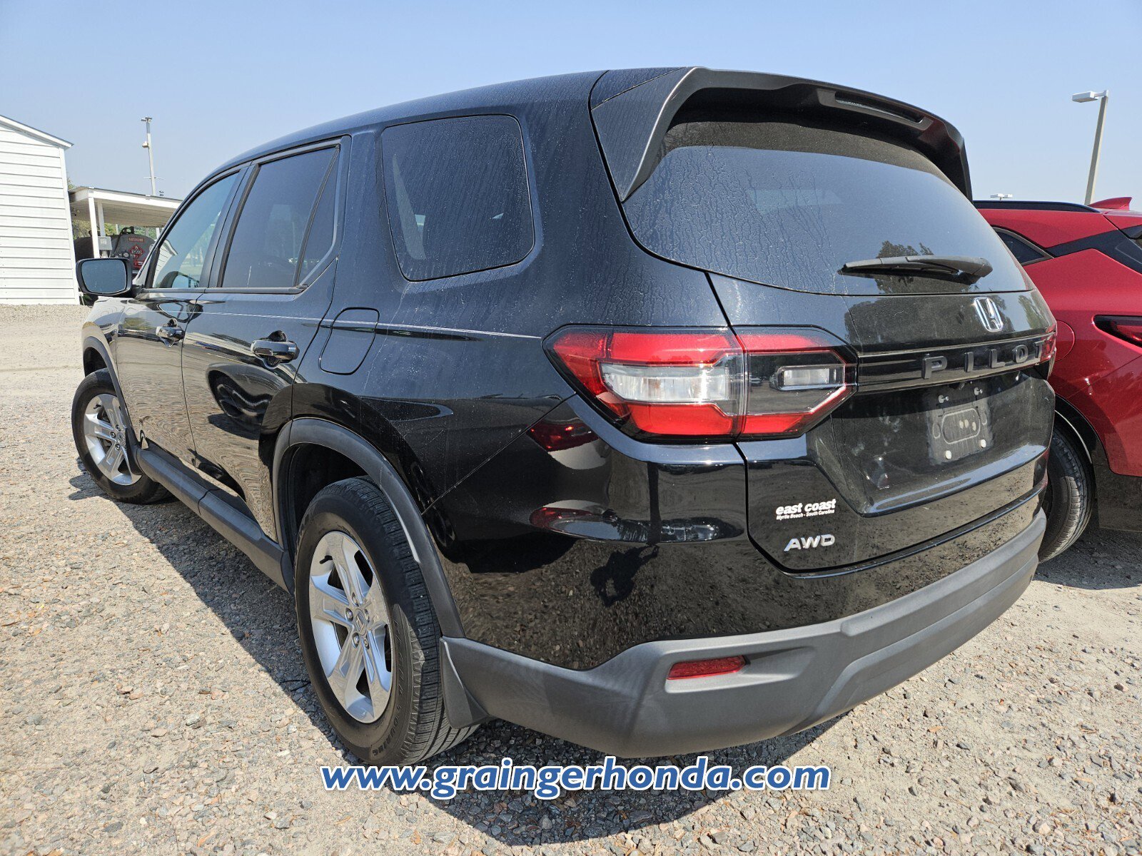 Used 2023 Honda Pilot LX image 10