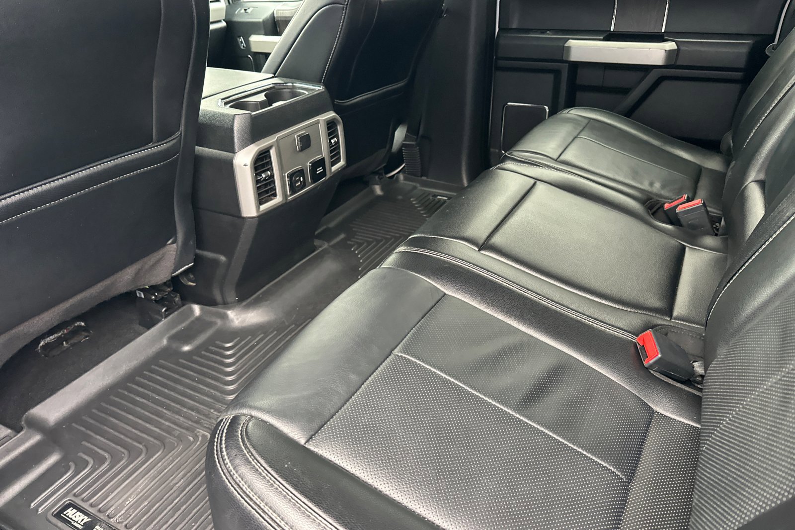 Used 2020 Ford F250 Lariat w/ Lariat Value Package image 12