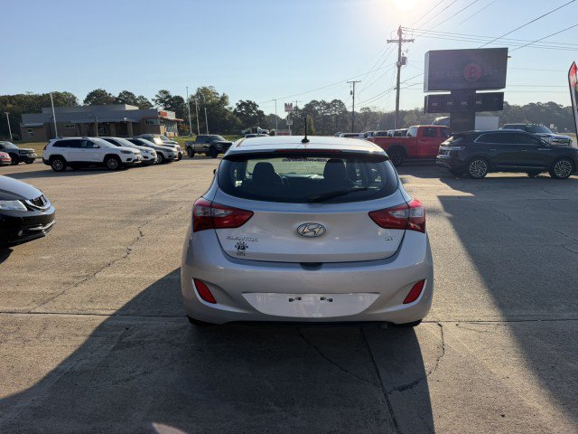 Used 2017 Hyundai Elantra GT FWD image 7