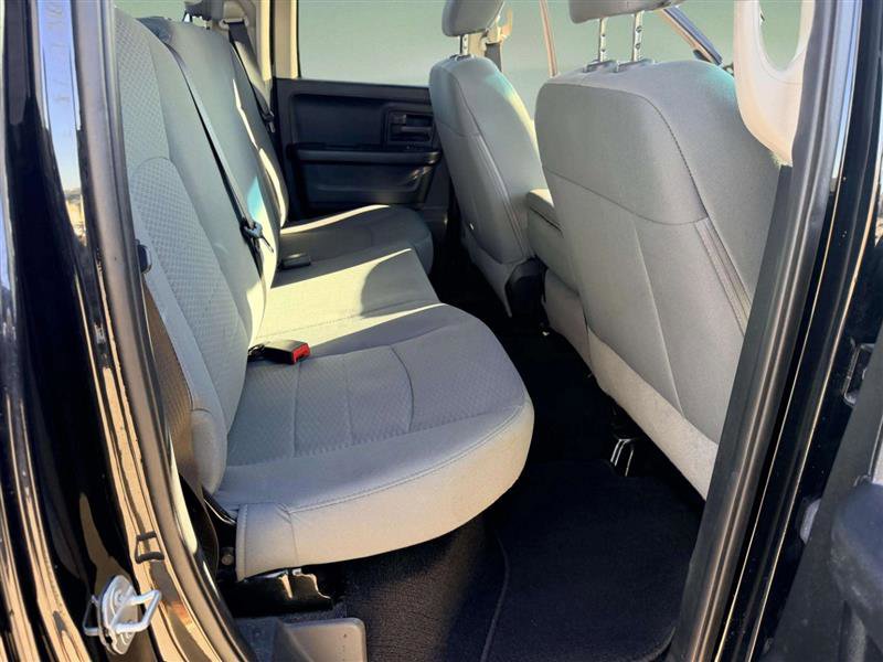 Used 2018 RAM 1500 Express w/ Black Ram 1500 Express Group image 17