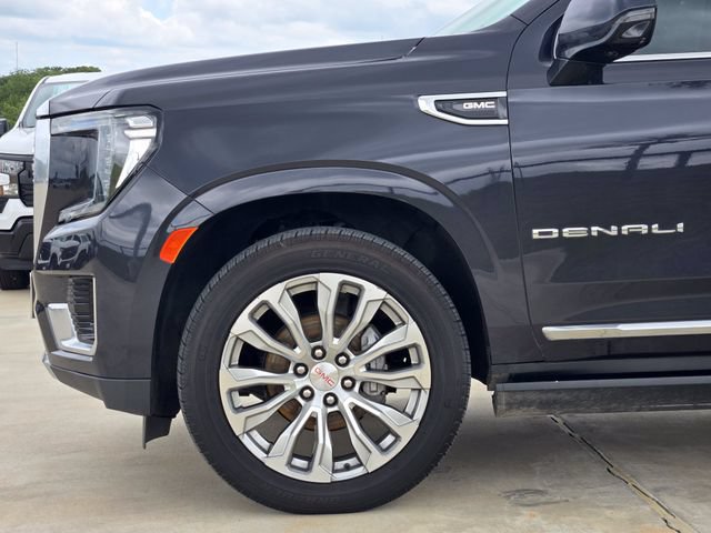 Used 2023 GMC Yukon XL Denali AWD/4WD image 10