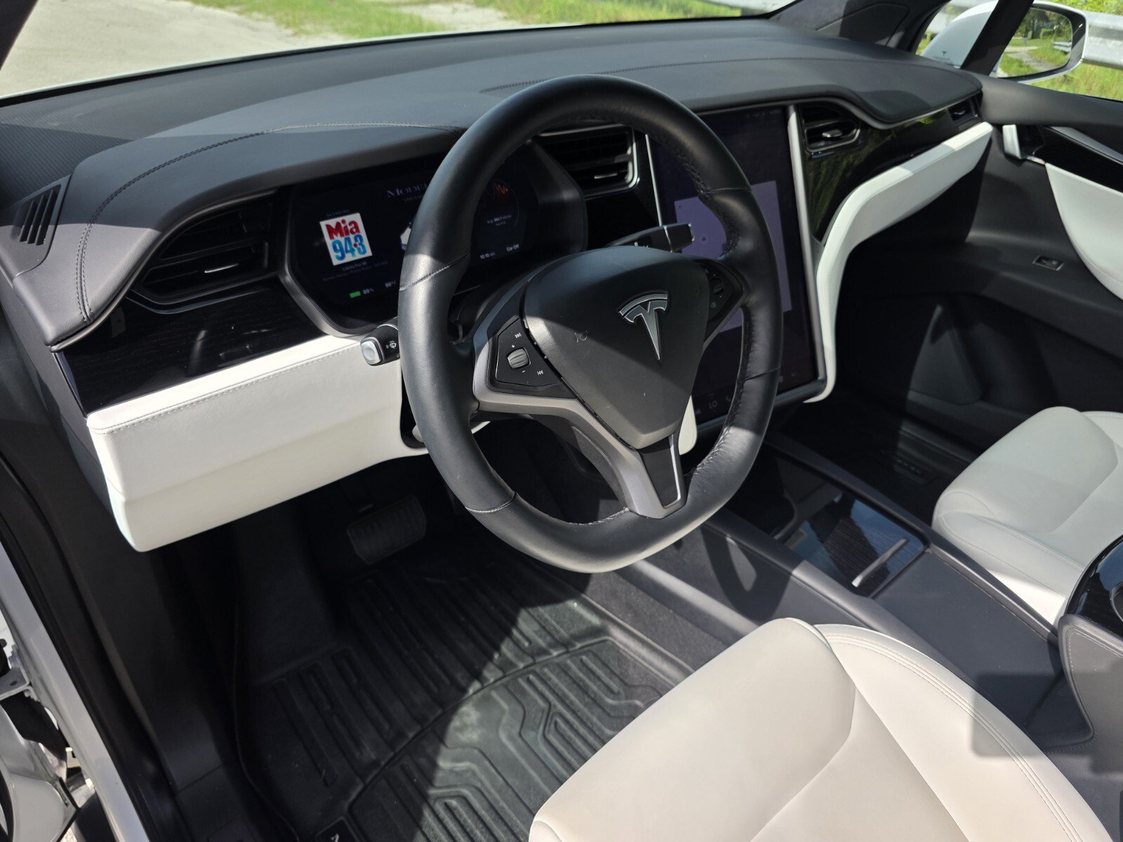 Used 2020 Tesla Model X Long Range AWD/4WD image 10