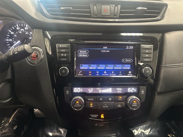 Used 2018 Nissan Rogue SL FWD image 13