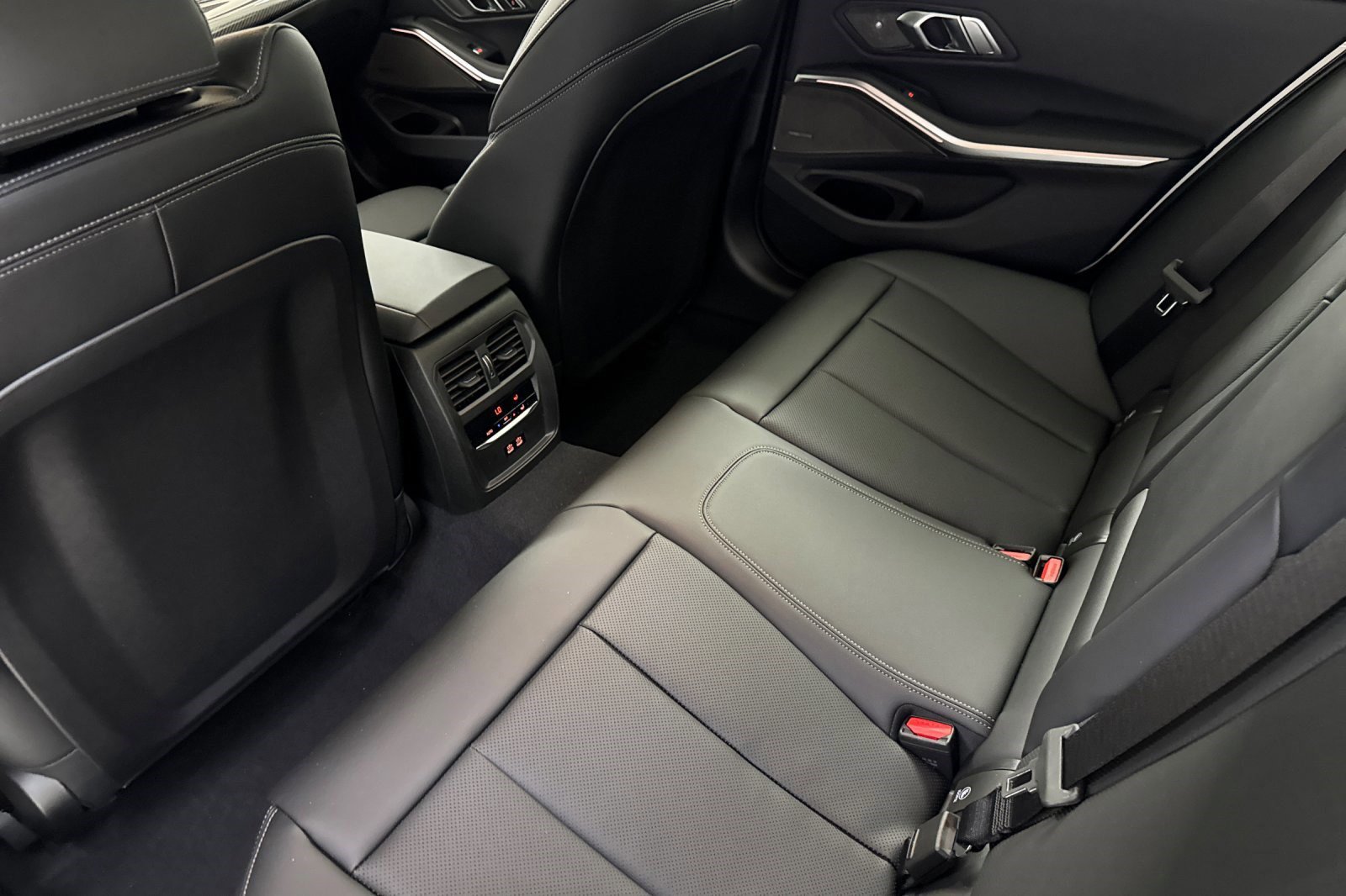 New 2026 BMW M340i RWD image 22
