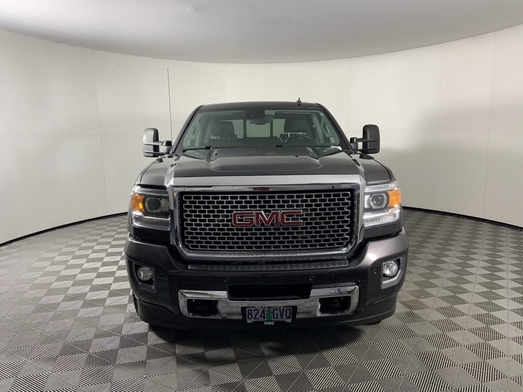 Used 2015 GMC Sierra 3500 Denali image 4