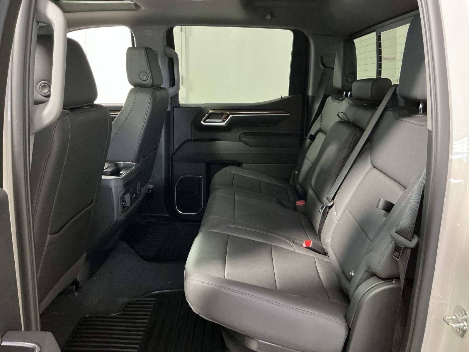 New 2026 Chevrolet Silverado 1500 RST w/ Safety Package AWD/4WD image 32