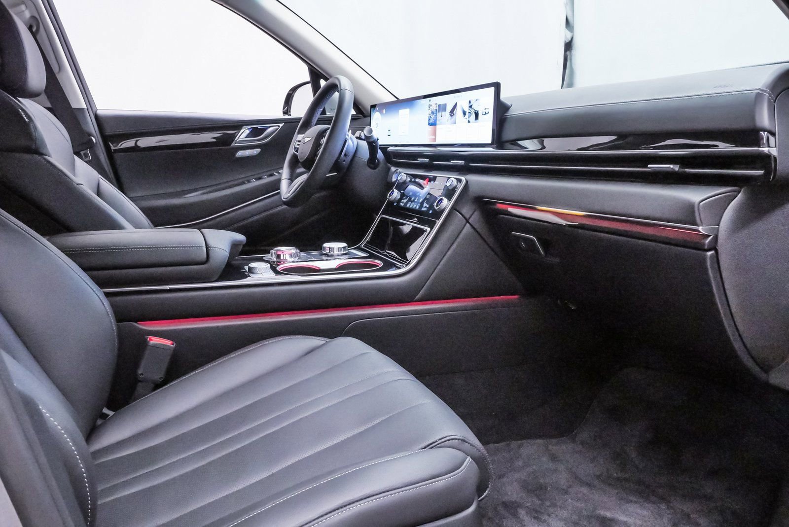 Certified 2025 Genesis GV80 2.5T Standard image 12