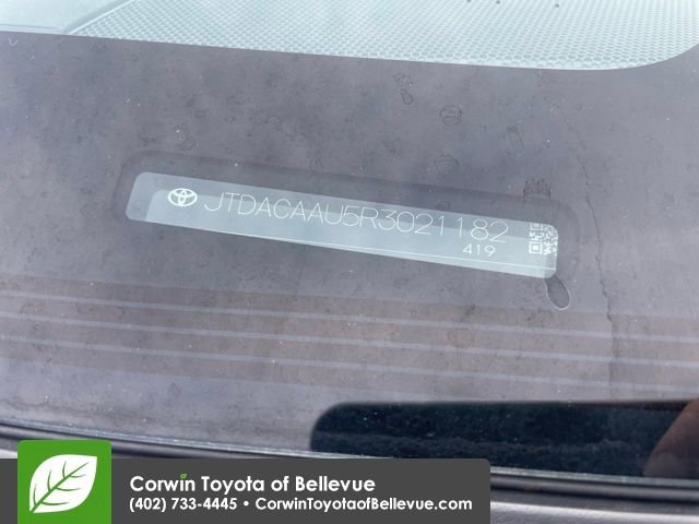 Used 2024 Toyota Prius LE image 29