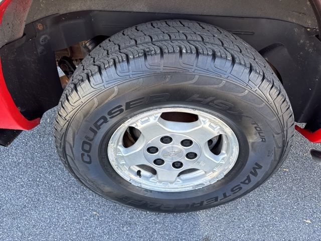 Used 2003 Chevrolet Avalanche 2WD image 9