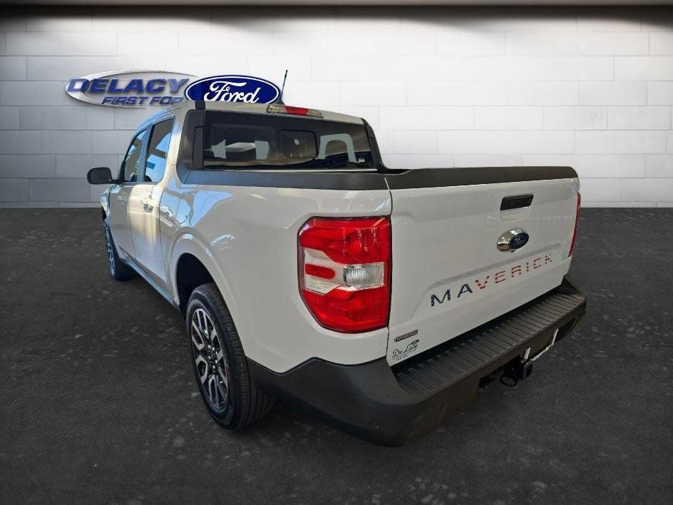 Used 2024 Ford Maverick Lariat FWD image 5