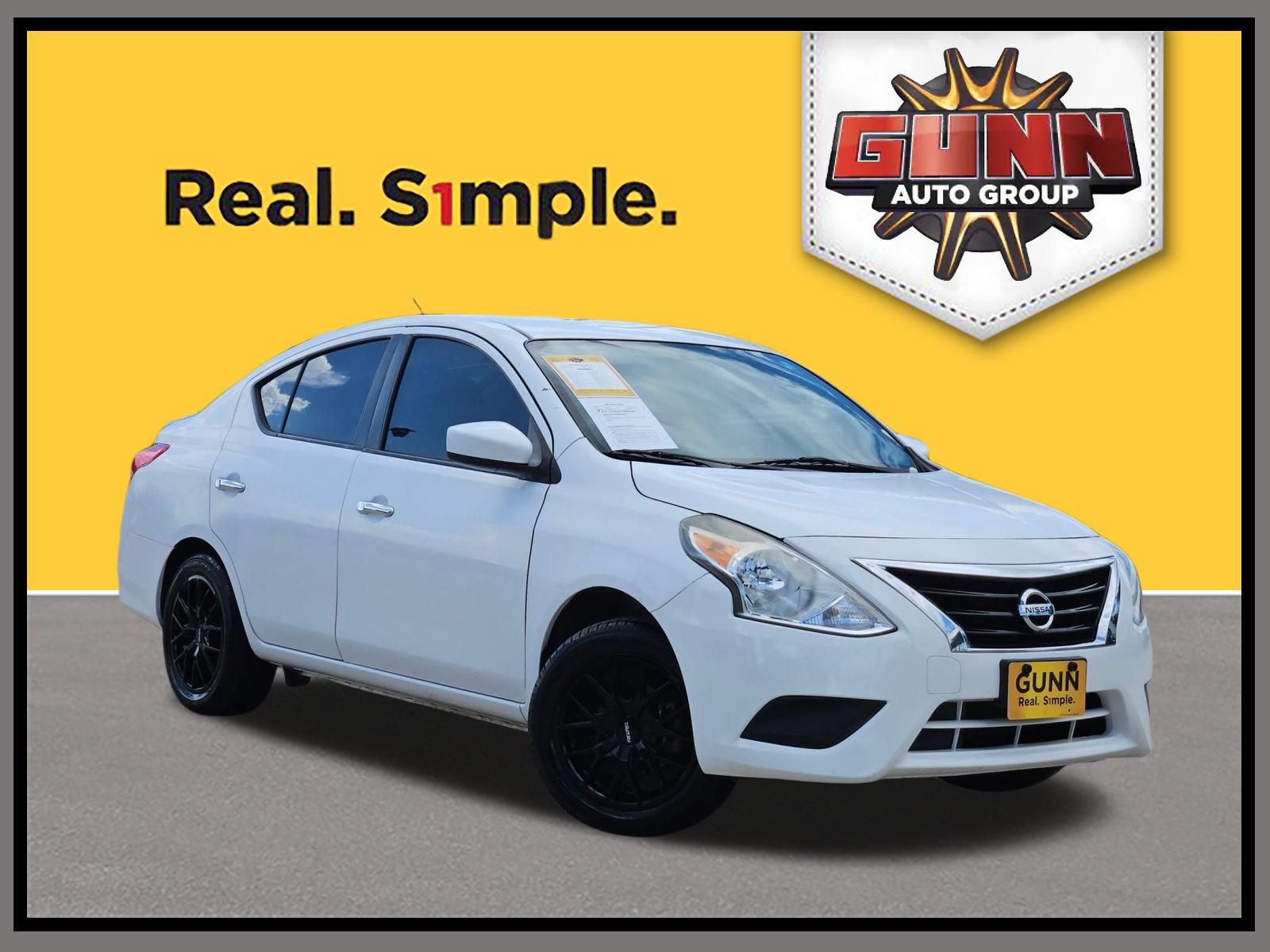 Used 2019 Nissan Versa SV FWD image 1