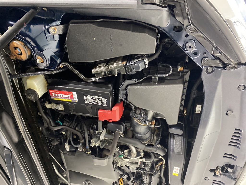 Used 2018 Toyota Camry XLE FWD image 36