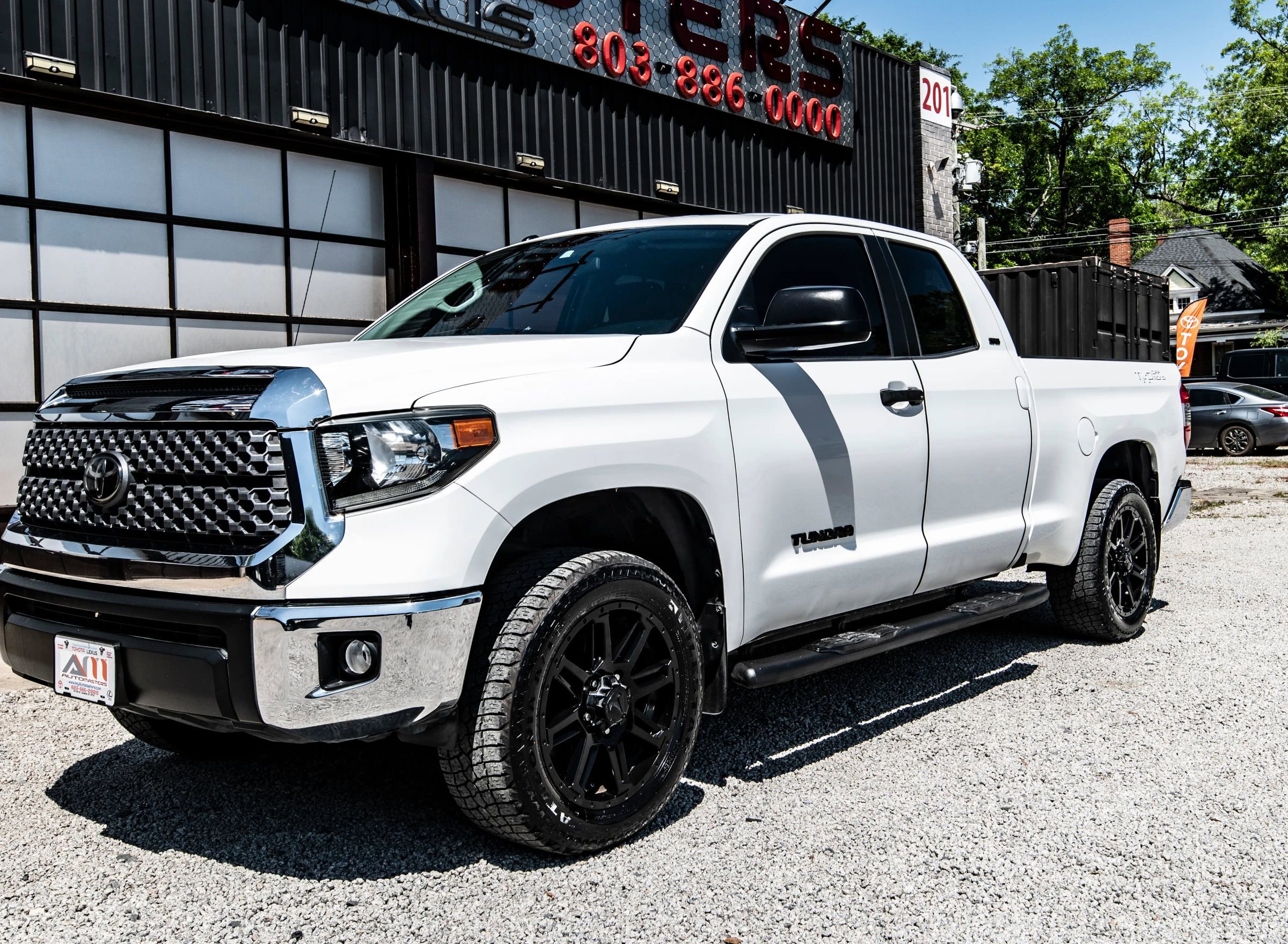 Used 2018 Toyota Tundra SR5 RWD image 5