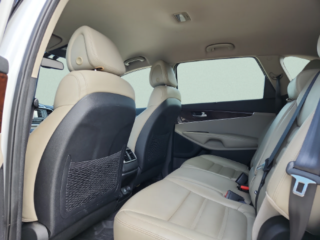 Used 2016 Kia Sorento EX w/ EX Premium Package AWD/4WD image 16