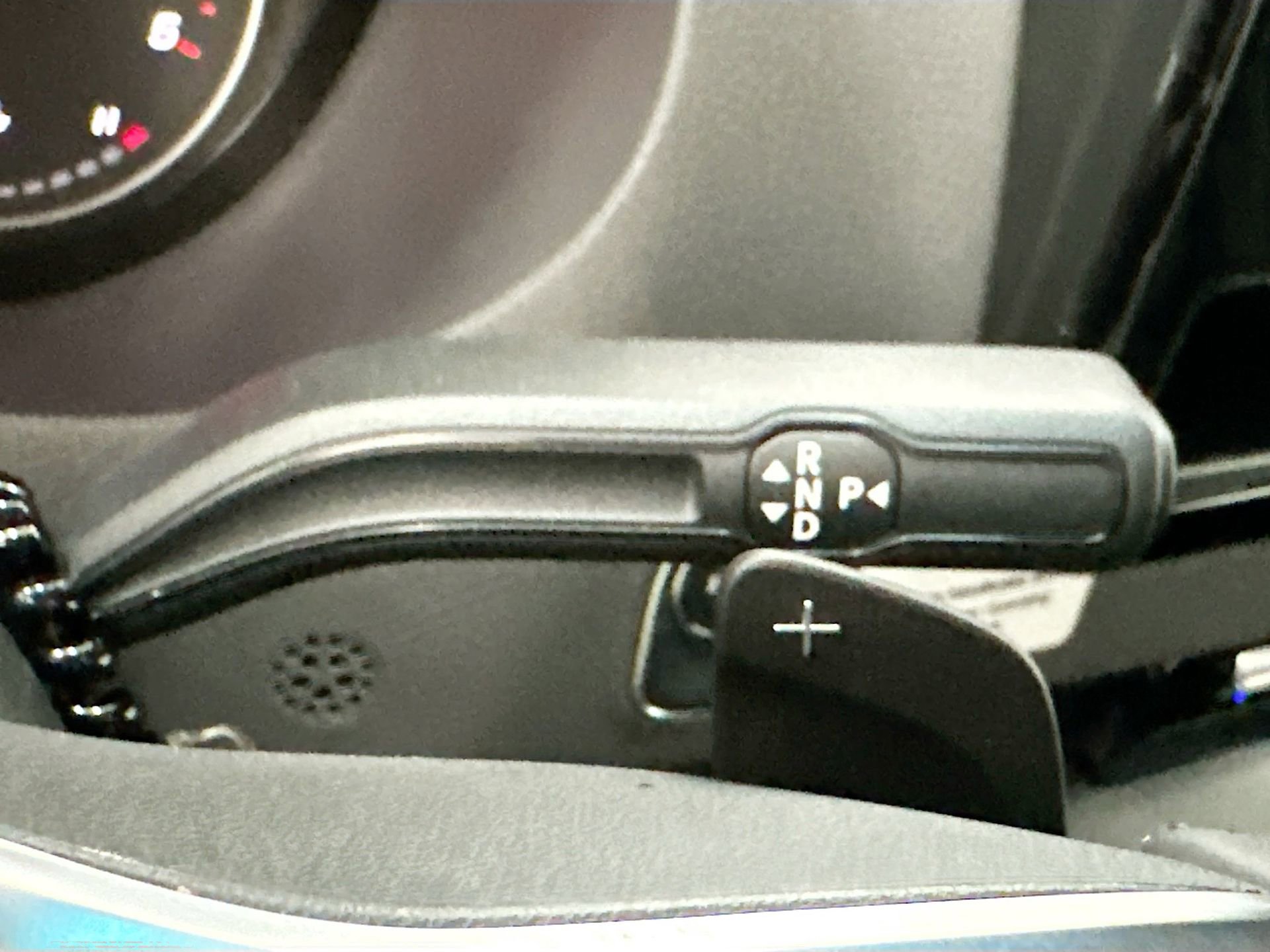 Used 2023 Mercedes-Benz Sprinter 144 Cargo image 18