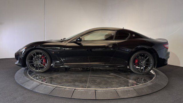 Used 2012 Maserati GranTurismo MC image 21