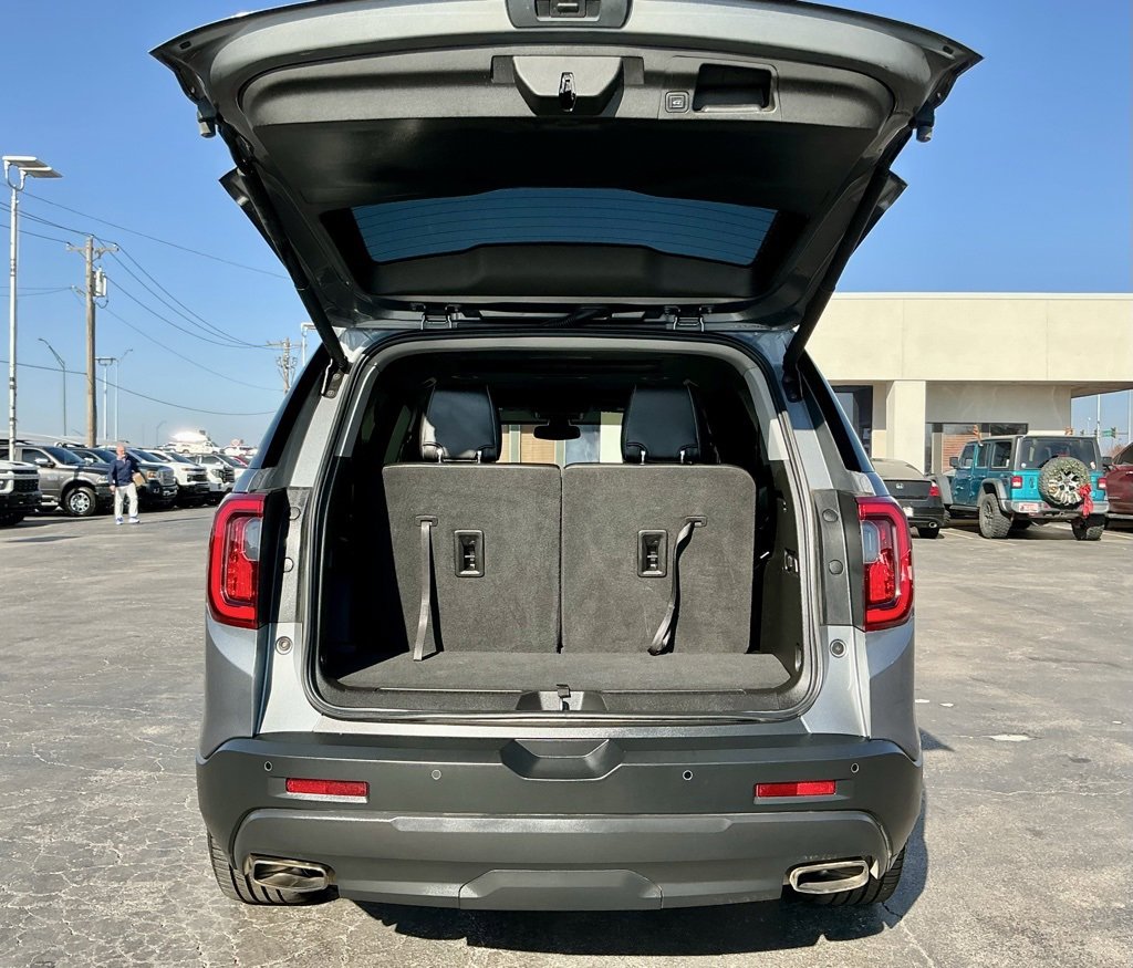 Used 2021 GMC Acadia SLT w/ Elevation Edition image 17