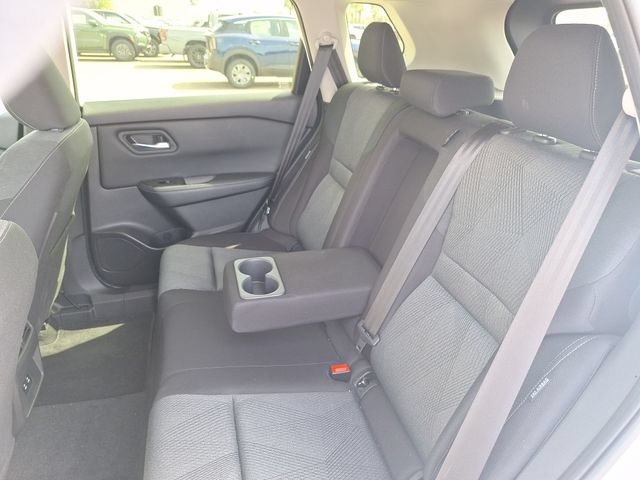 Certified 2024 Nissan Rogue SV FWD image 15