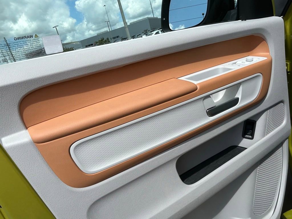 Used 2025 Volkswagen ID. Buzz 1st Edition image 69