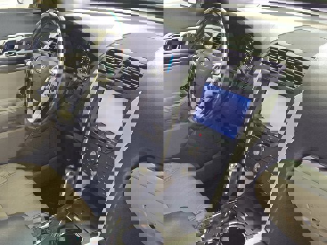 Used 2013 Ford Explorer XLT image 6