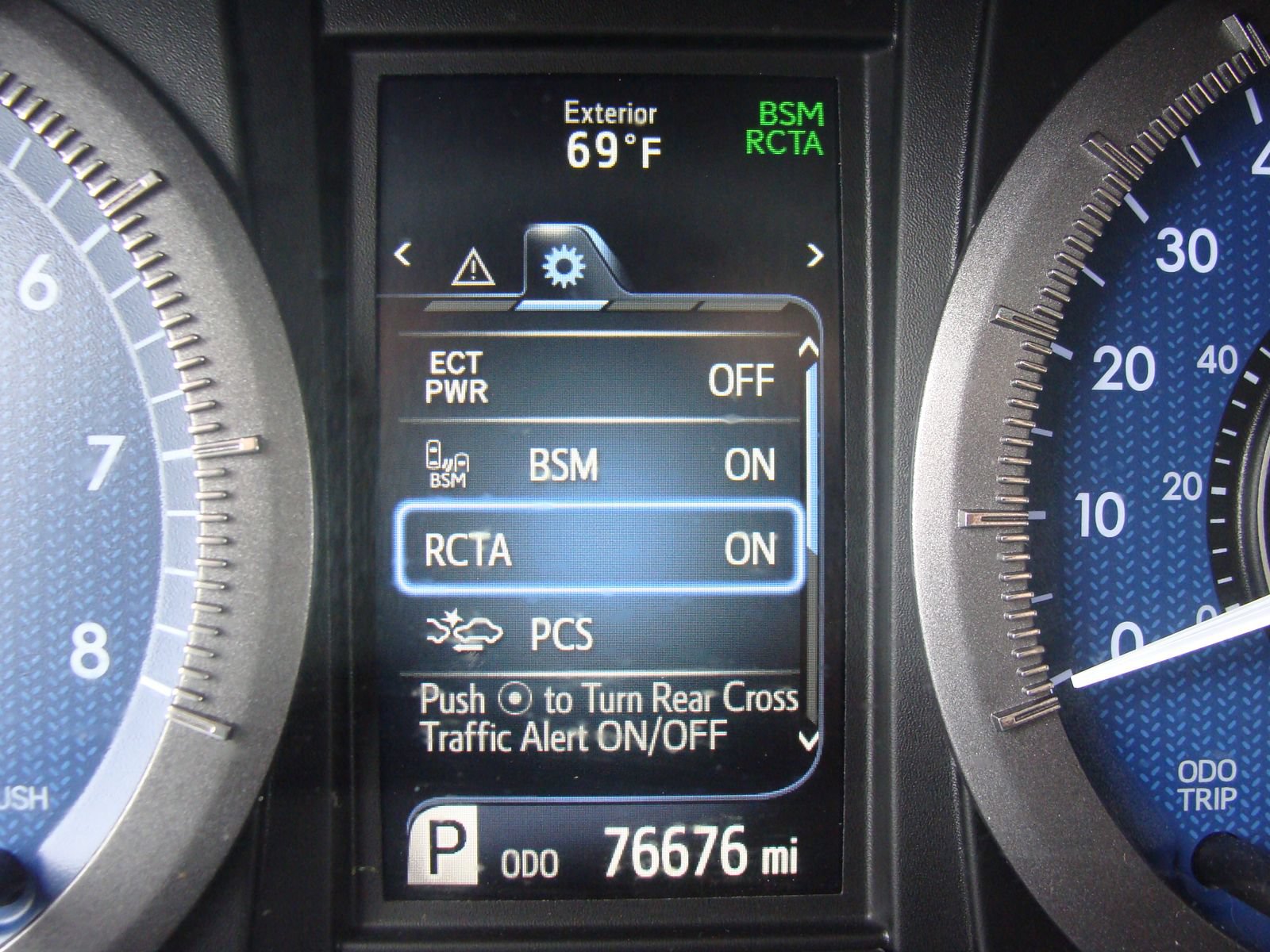 Used 2019 Toyota Sienna XLE w/ XLE Navigation Package FWD image 27