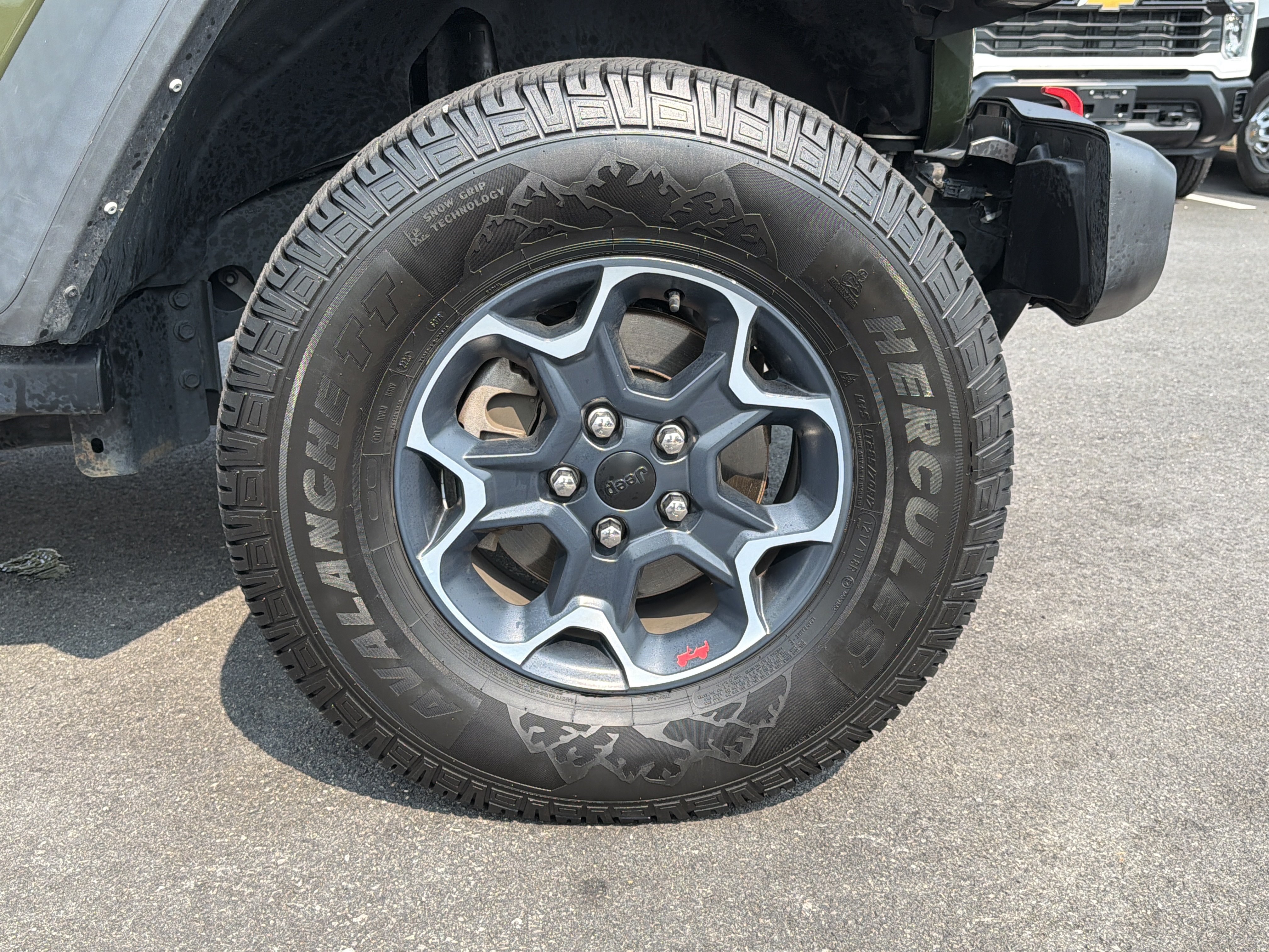 Used 2023 Jeep Wrangler Unlimited Rubicon AWD/4WD image 13