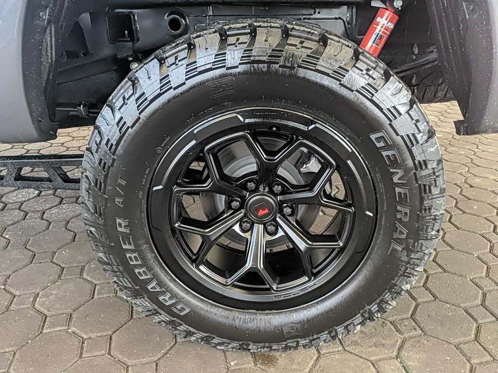 New 2025 Ford F150 XLT w/ Equipment Group 302A MID image 12