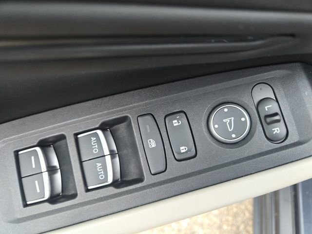 Used 2023 Honda Accord EX image 19