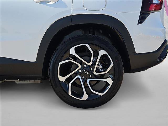 New 2026 Chevrolet Trax RS w/ Sunroof Package FWD image 10