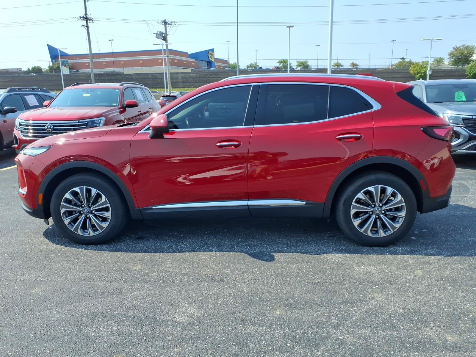 Used 2025 Buick Envision Preferred AWD/4WD image 4