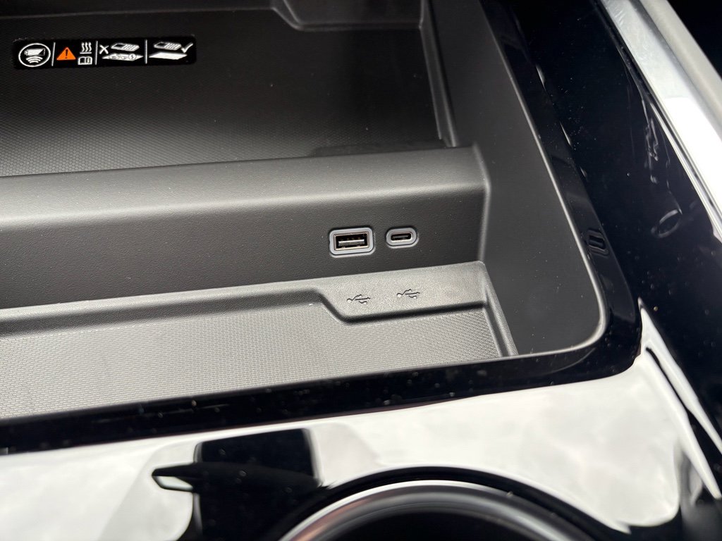 New 2026 Chevrolet Suburban Premier w/ Sun And Tow Package image 22