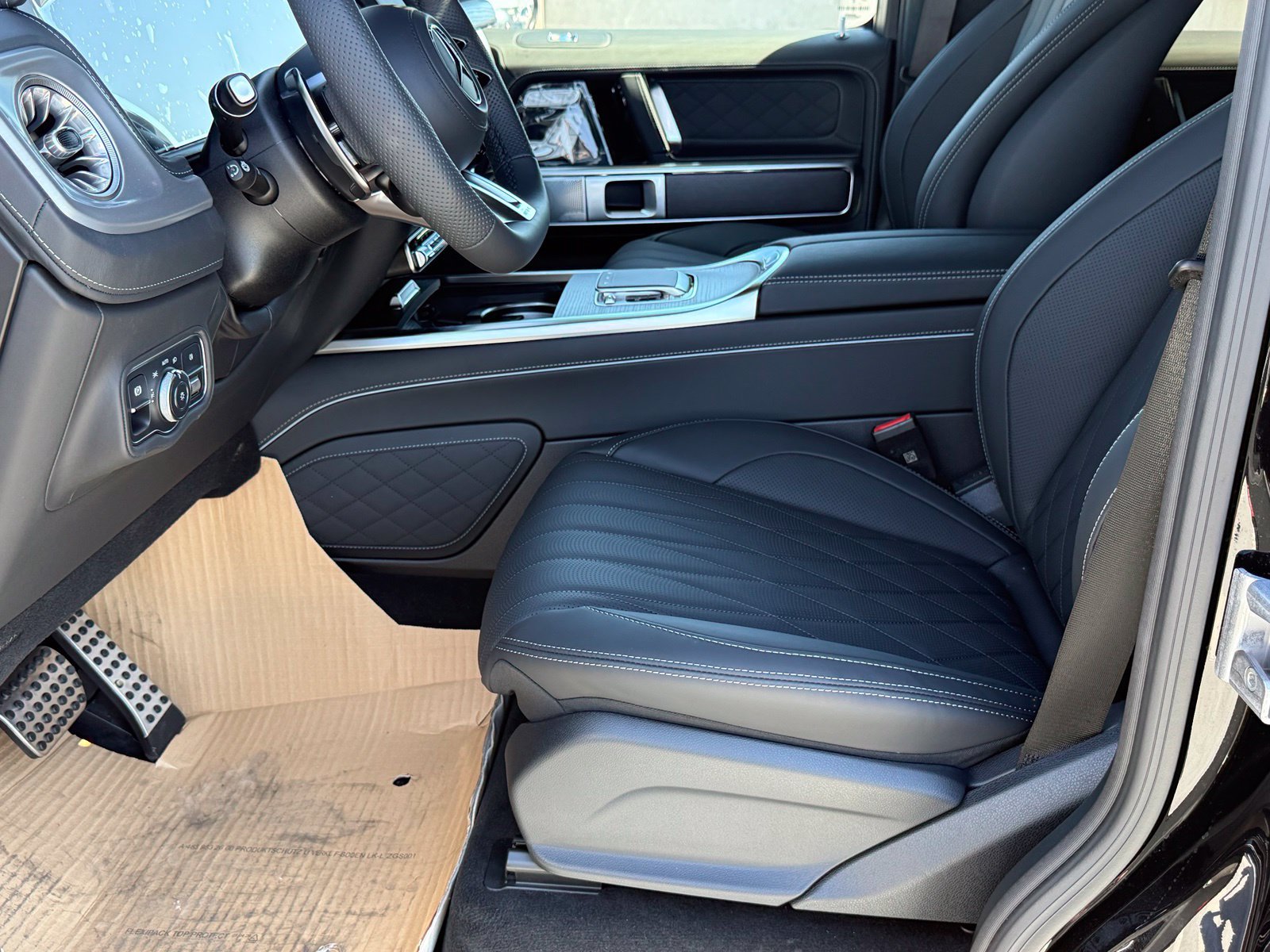 New 2027 Mercedes-Benz G 63 AMG 4MATIC image 17