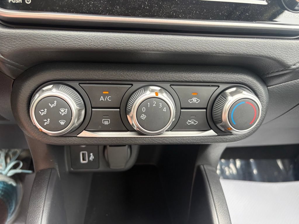 Used 2025 Nissan Versa S w/ Trunk Package FWD image 20