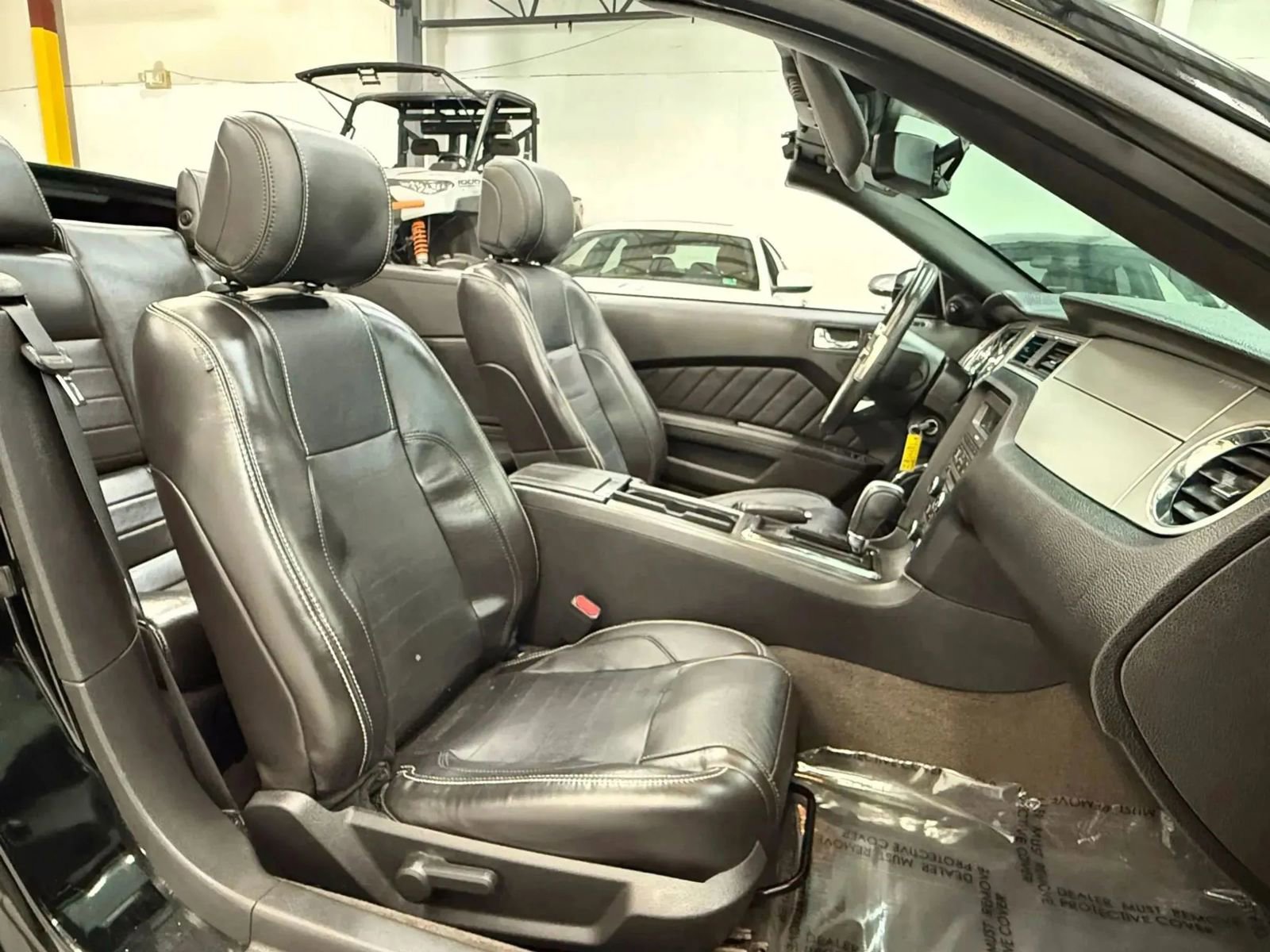 Used 2014 Ford Mustang Premium image 18