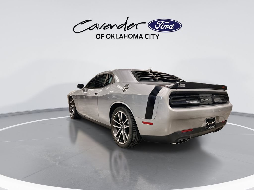 Used 2023 Dodge Challenger R/T w/ Plus Package RWD image 3