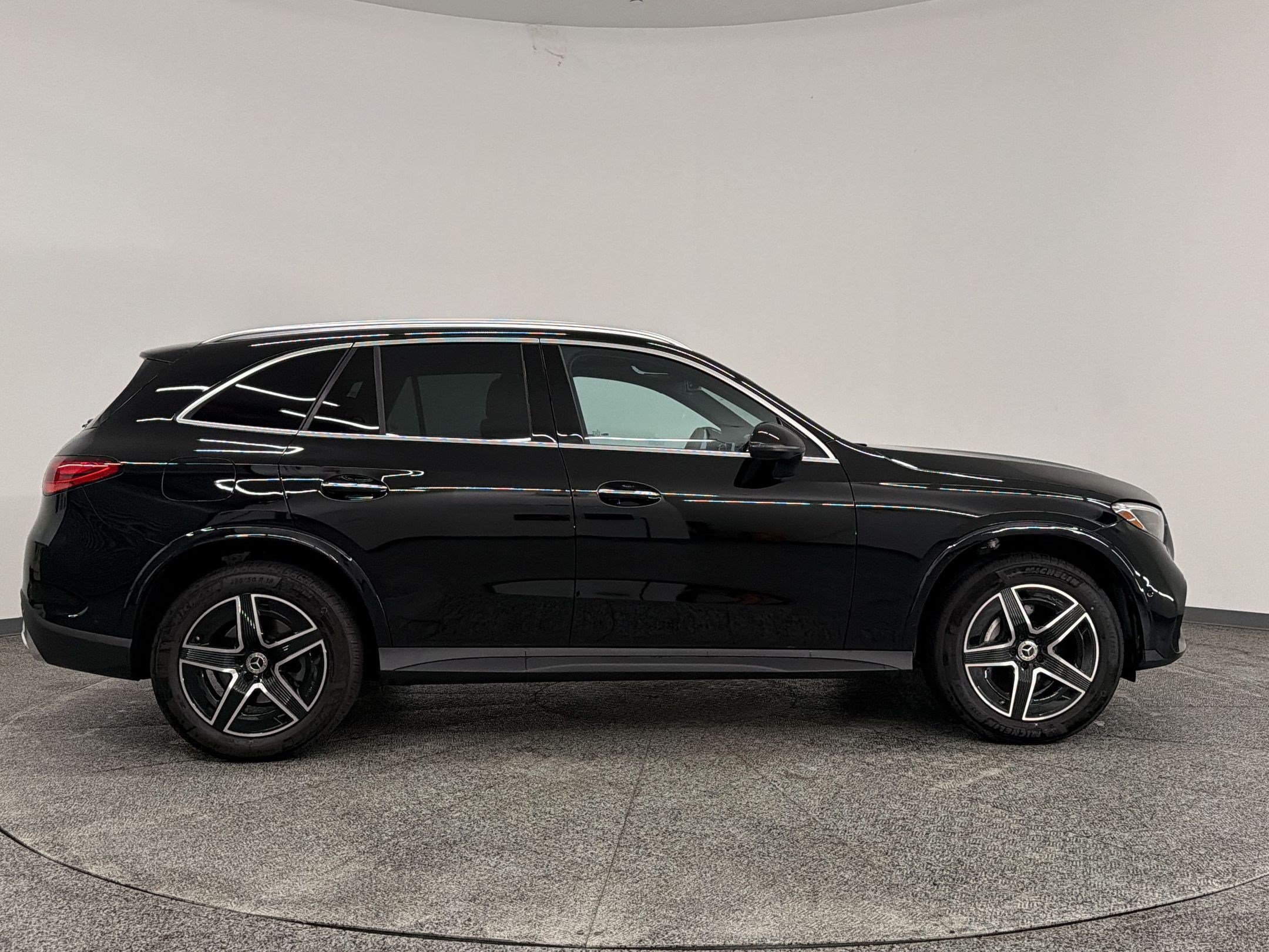 Certified 2026 Mercedes-Benz GLC 300 image 7