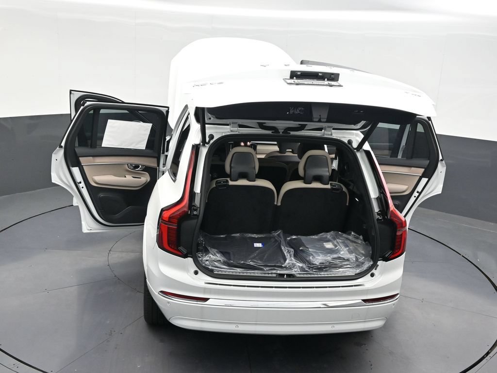 New 2026 Volvo XC90 T8 Plus w/ Protection Package Premier AWD/4WD image 33