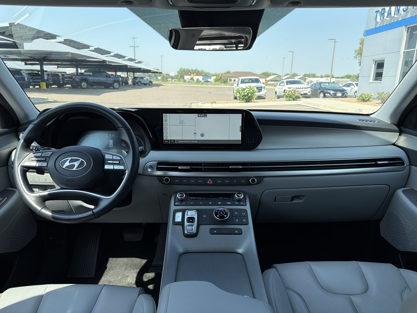 Used 2025 Hyundai Palisade SEL AWD/4WD image 14