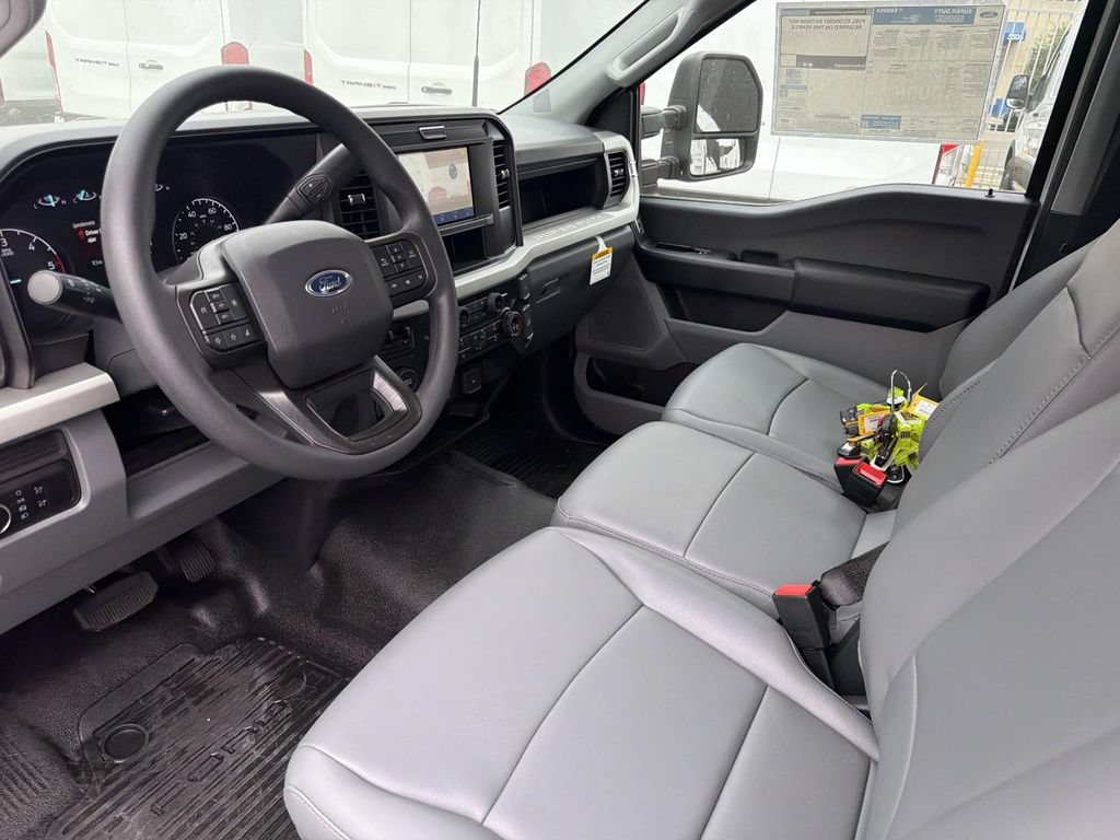 New 2026 Ford F350 XL w/ XL Chrome Package RWD image 11