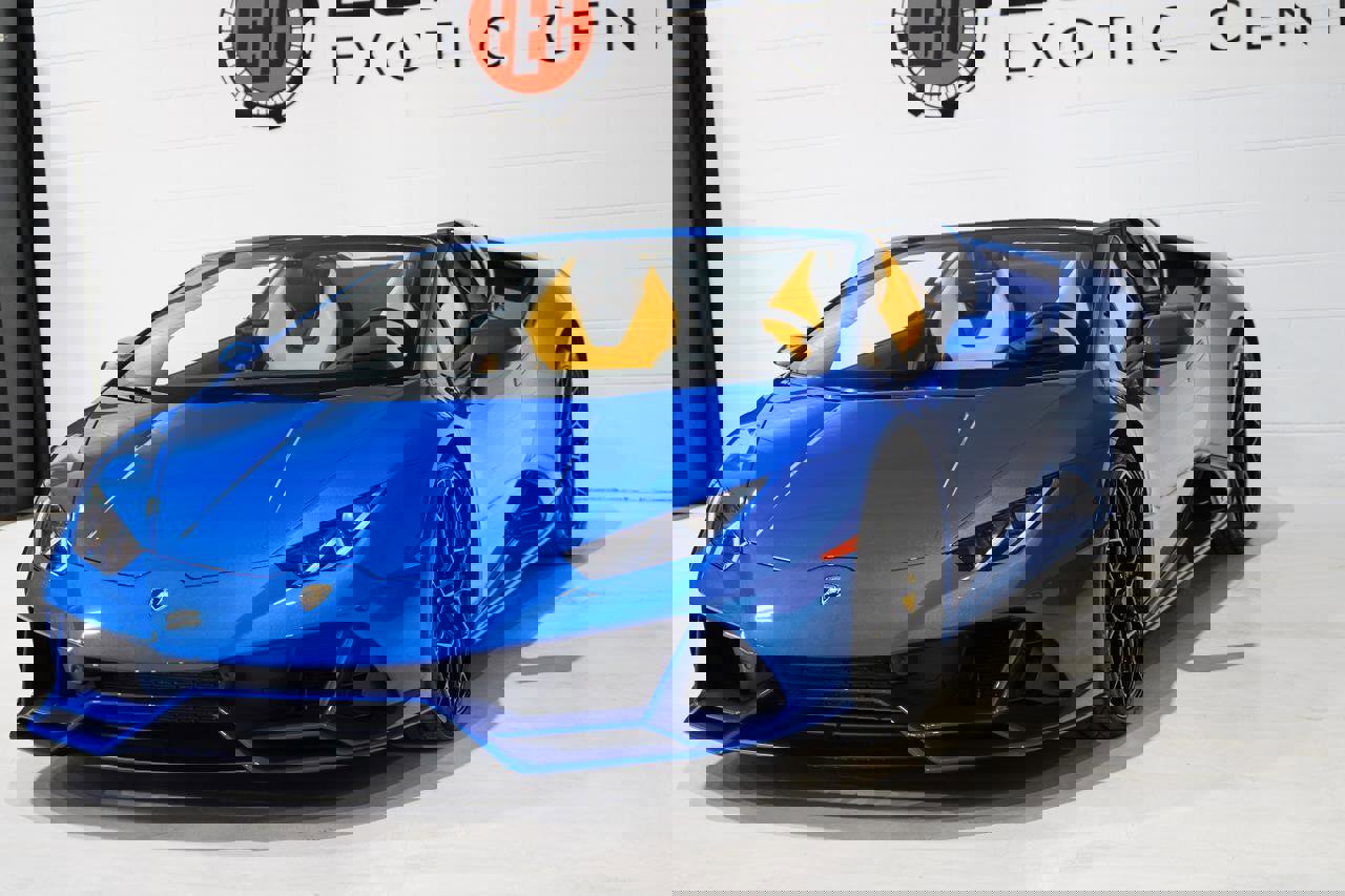 Used 2023 Lamborghini Huracan EVO image 32