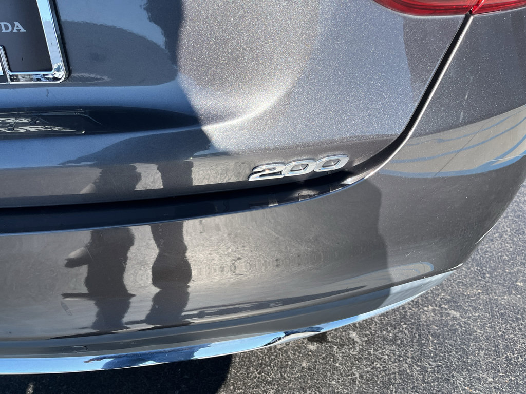 Used 2016 Chrysler 200 Limited w/ Convenience Group image 35