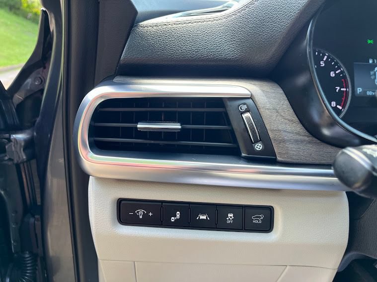 Used 2020 Kia Telluride EX AWD/4WD image 11