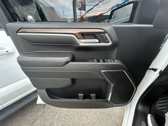Used 2024 GMC Sierra 1500 Elevation w/ X31 Off-Road Package AWD/4WD image 12