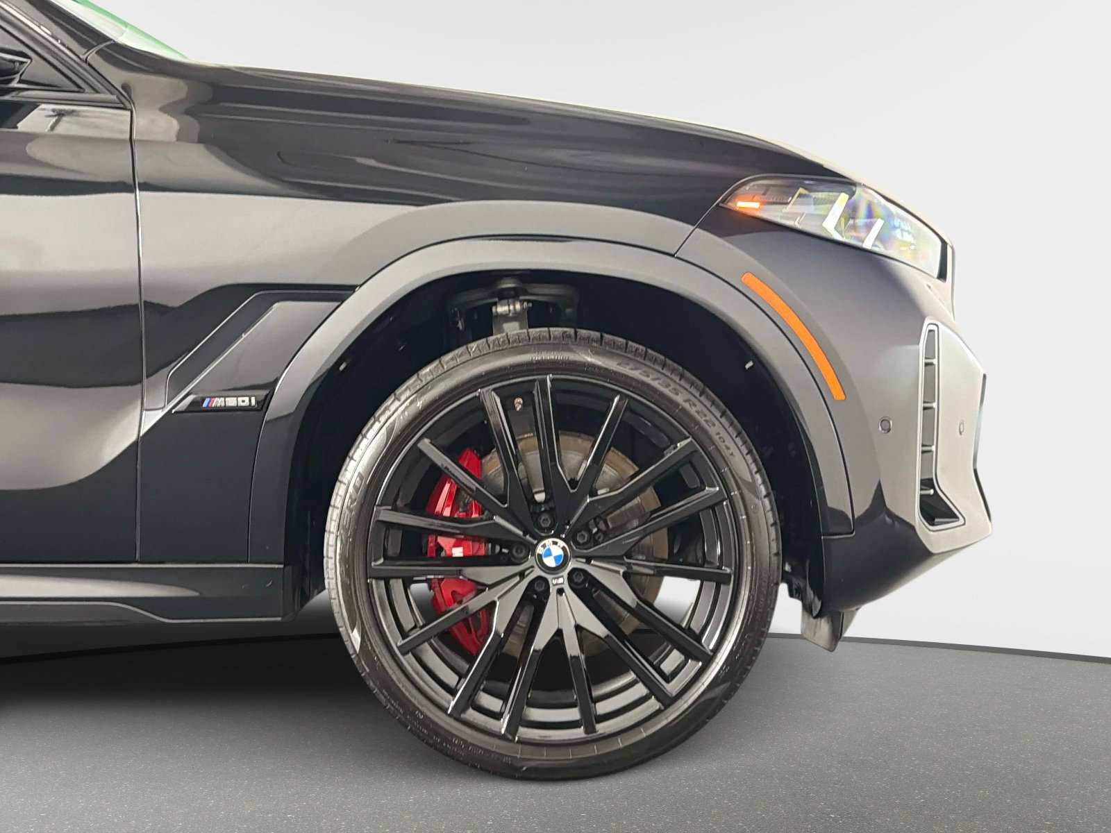 Used 2024 BMW X6 M60i AWD/4WD image 19