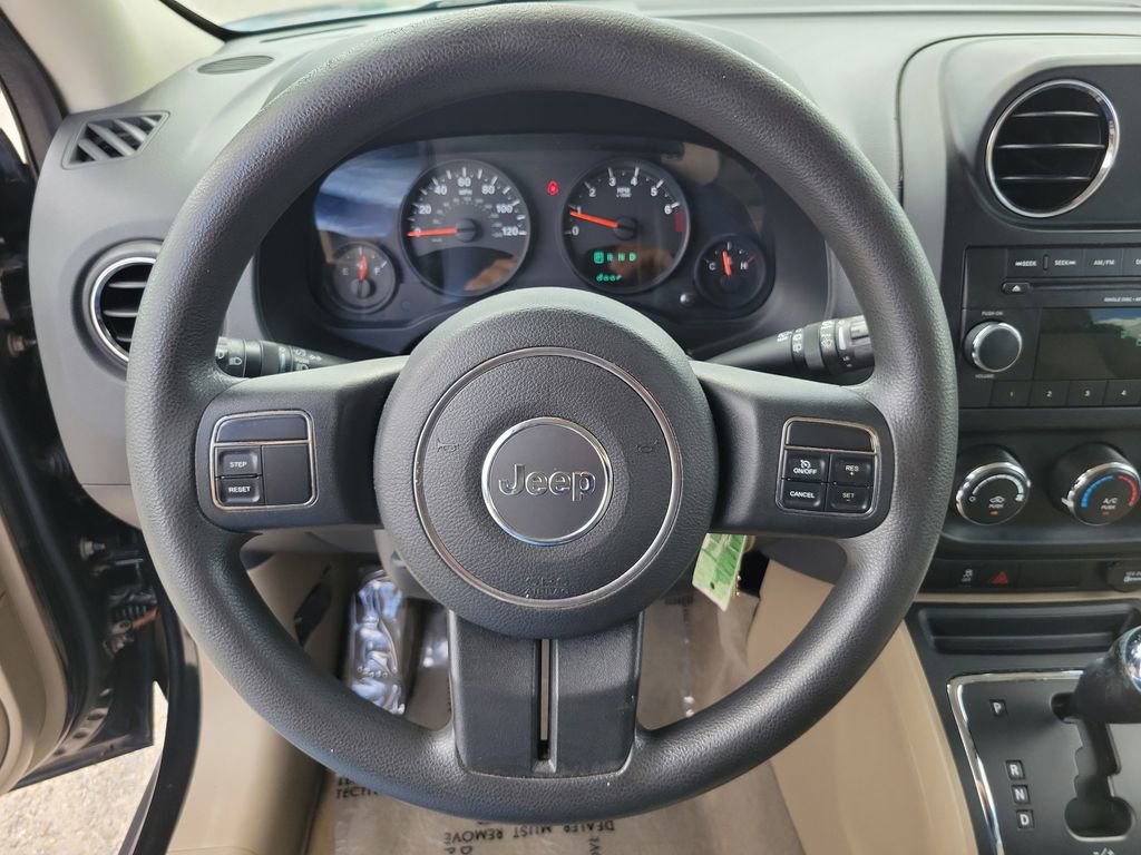 Used 2012 Jeep Patriot Sport image 25