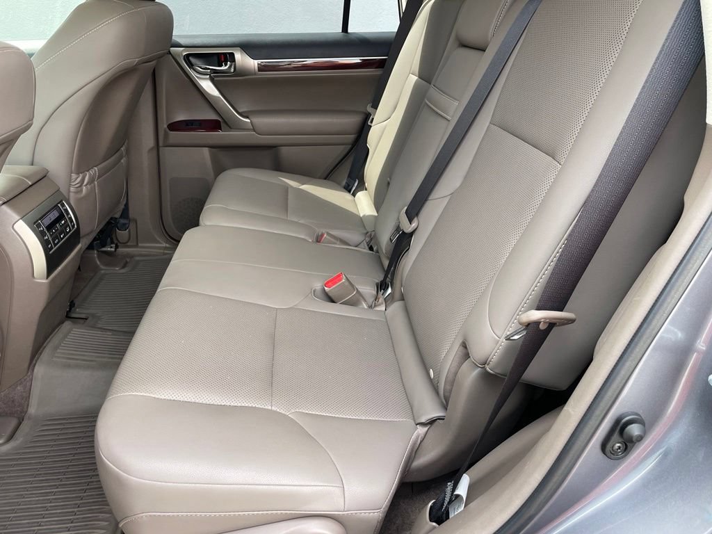 Used 2019 Lexus GX 460 Premium AWD/4WD image 7