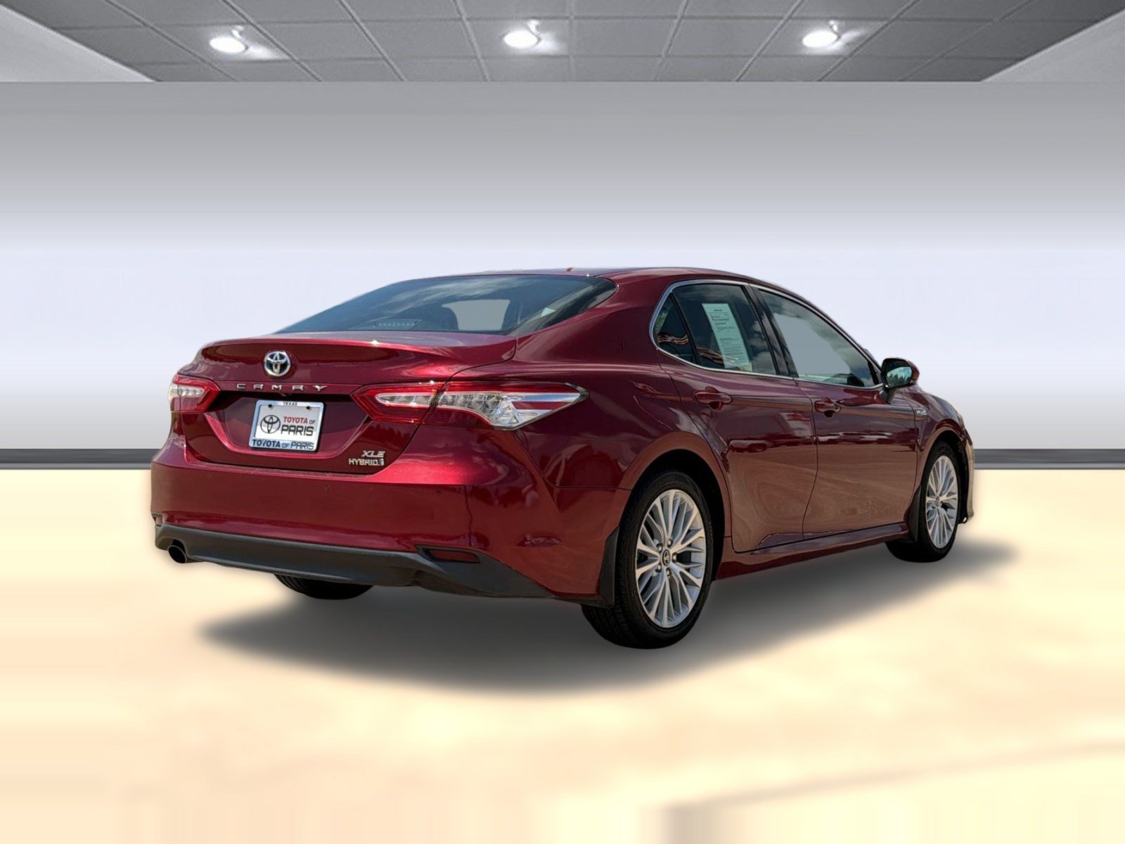Used 2018 Toyota Camry XLE FWD image 9