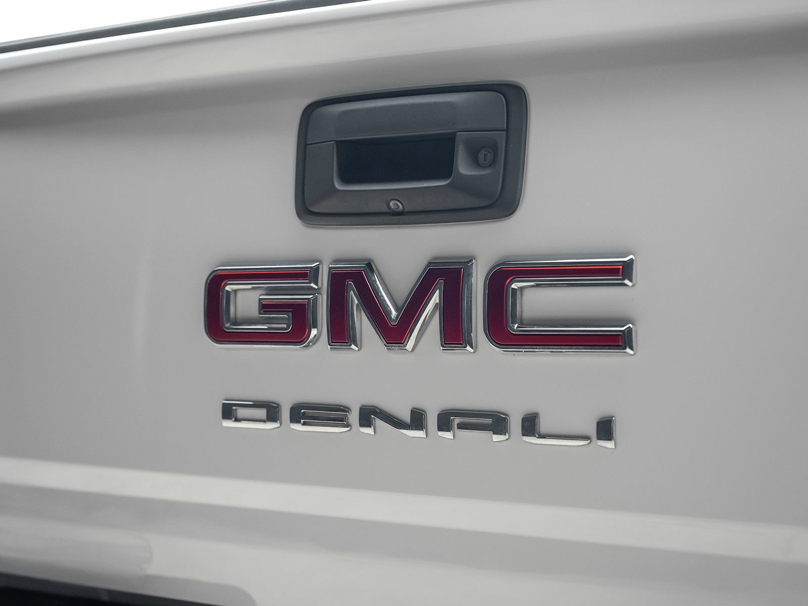 Used 2022 GMC Canyon Denali AWD/4WD image 14