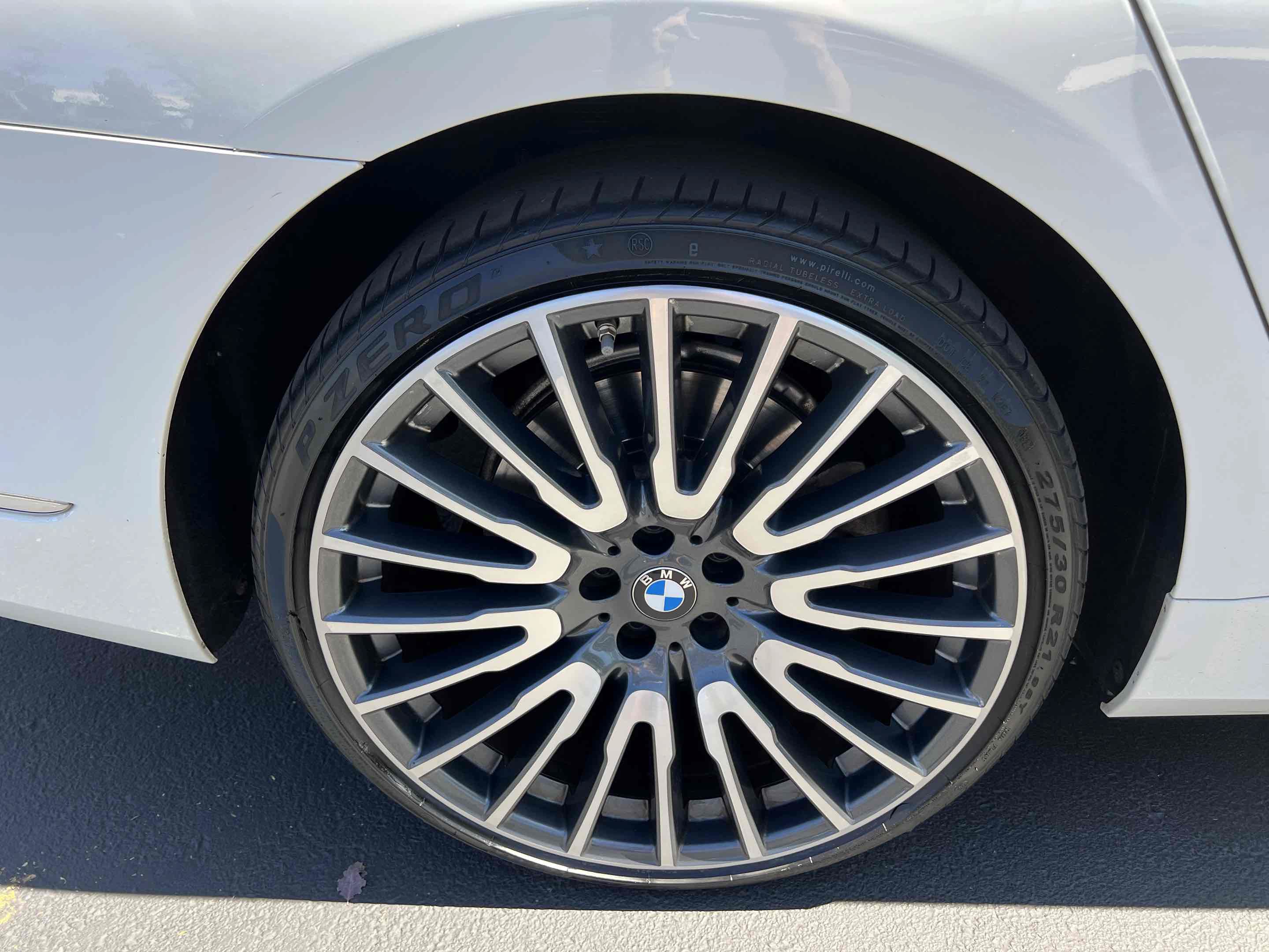 Used 2018 BMW 740e xDrive AWD/4WD image 87